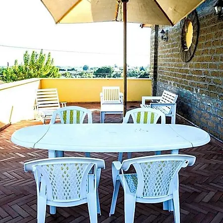 Le Oda ve Kahvaltı Bracciano (Rome)